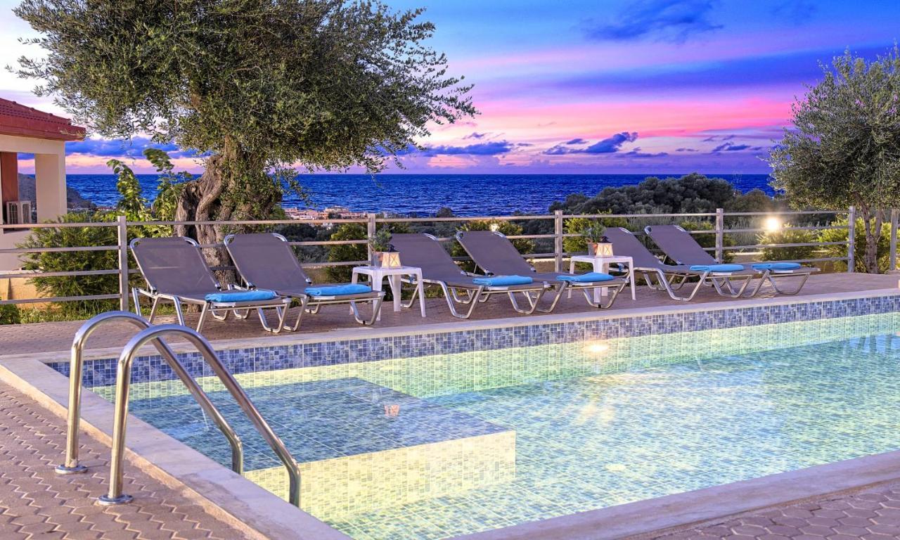 Aqua Blue Villas With Heated Pool Mathés Zewnętrze zdjęcie