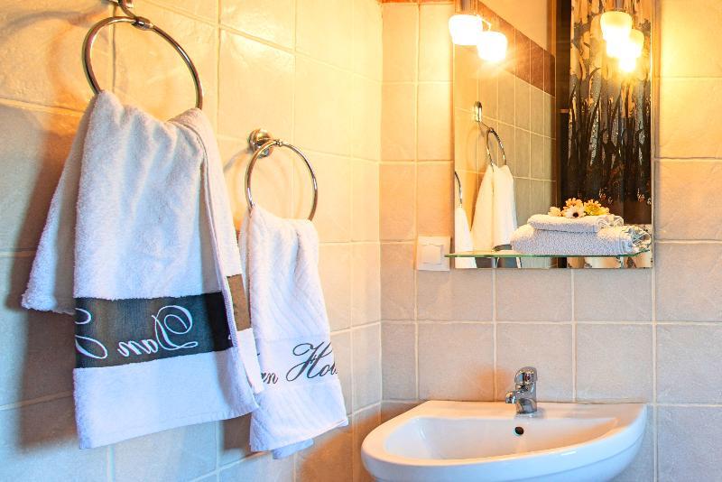 Aqua Blue Villas With Heated Pool Mathés Zewnętrze zdjęcie